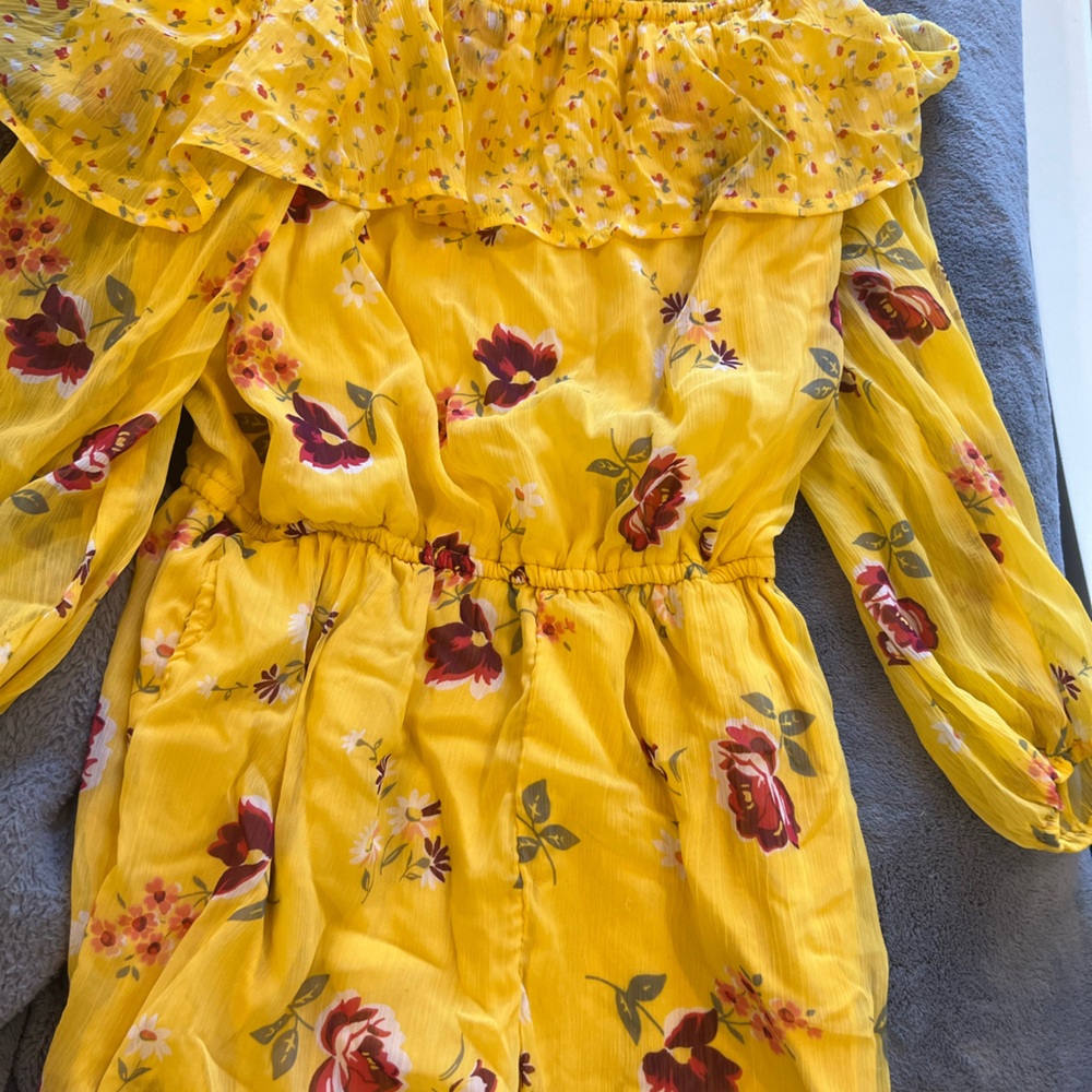 Abercrombie kids spring off the shoulder romper